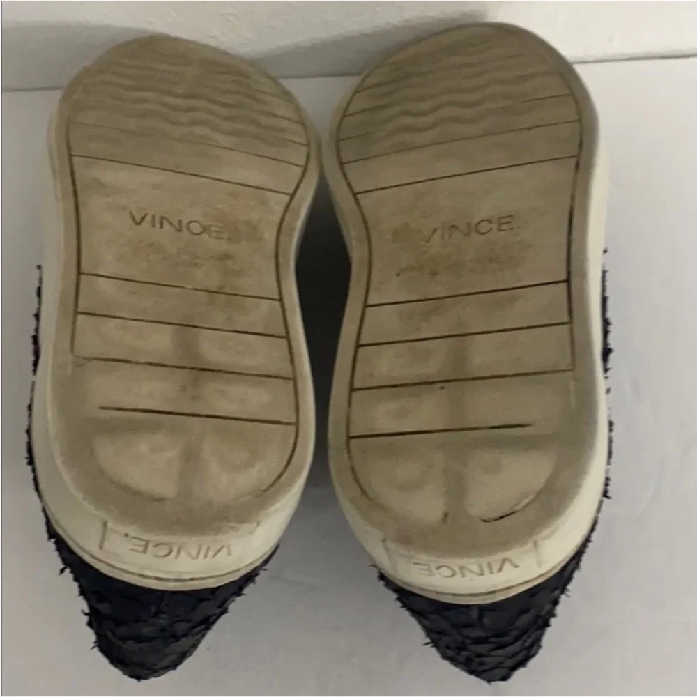 Authentic Vince designer reptile embossed leather platform slip on sneakers 7.5
